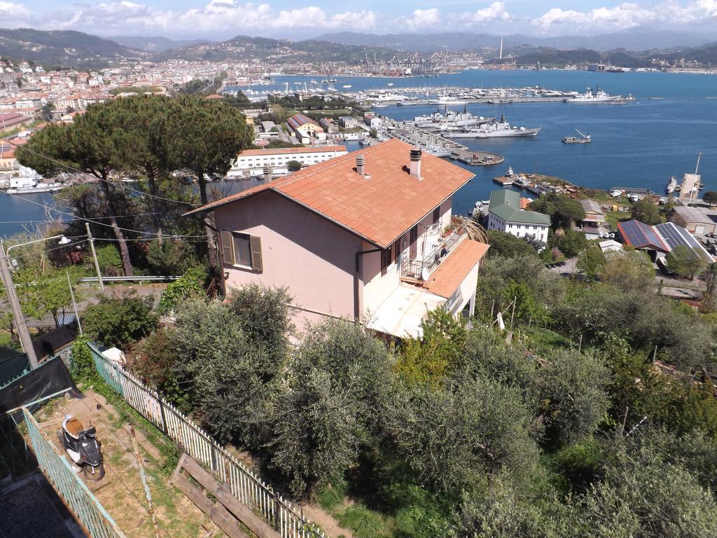 Tre Pini Apartment La Spezia Bagian luar foto