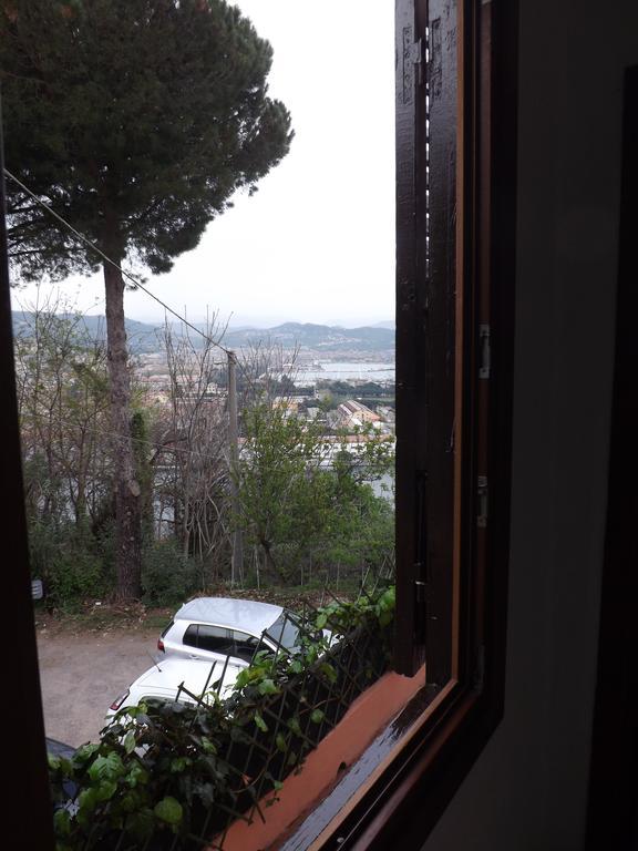 Tre Pini Apartment La Spezia Bagian luar foto
