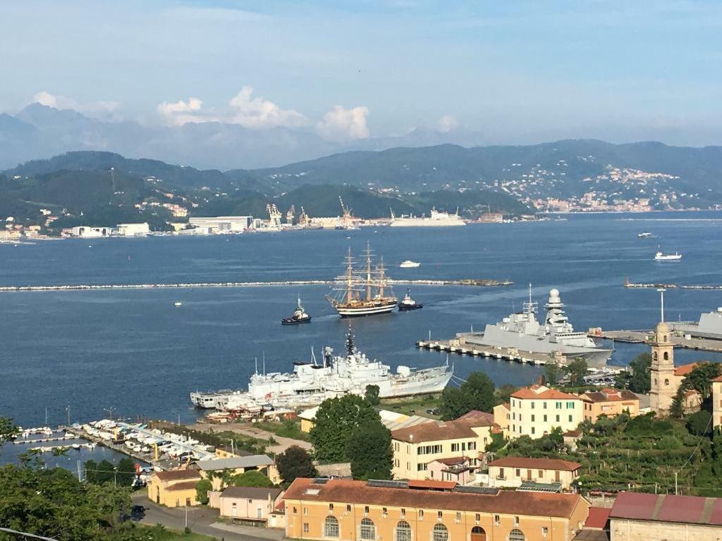 Tre Pini Apartment La Spezia Bagian luar foto