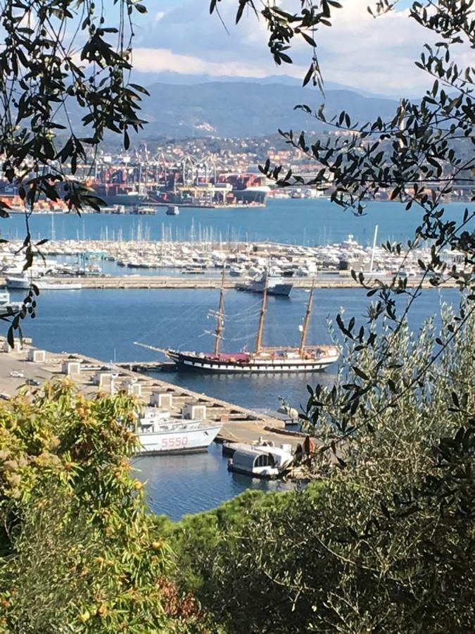 Tre Pini Apartment La Spezia Bagian luar foto